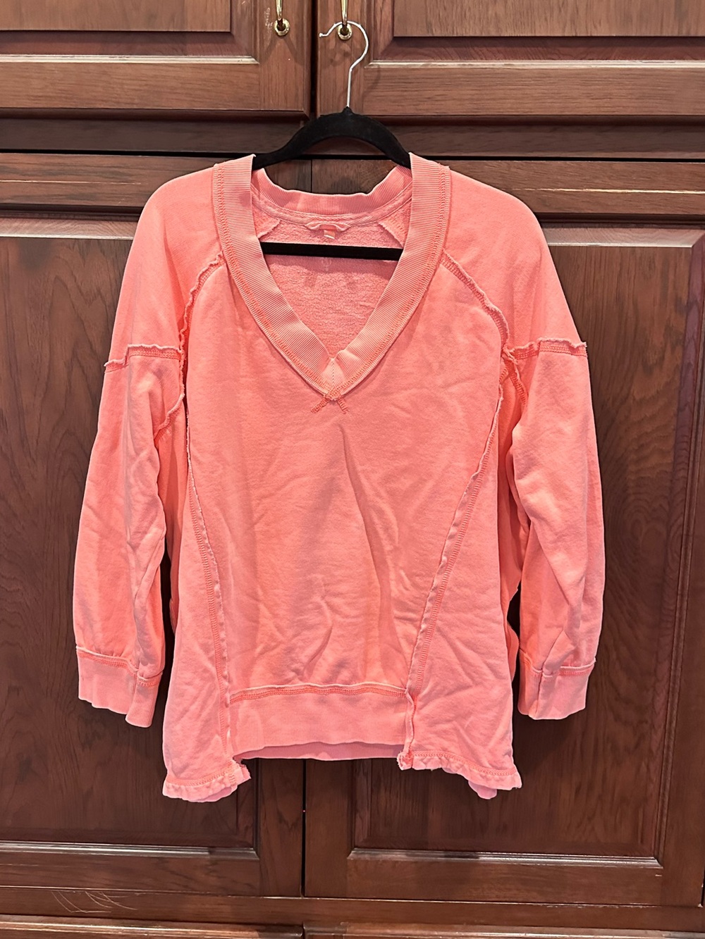 Free People v-neck sweatshirt sz M